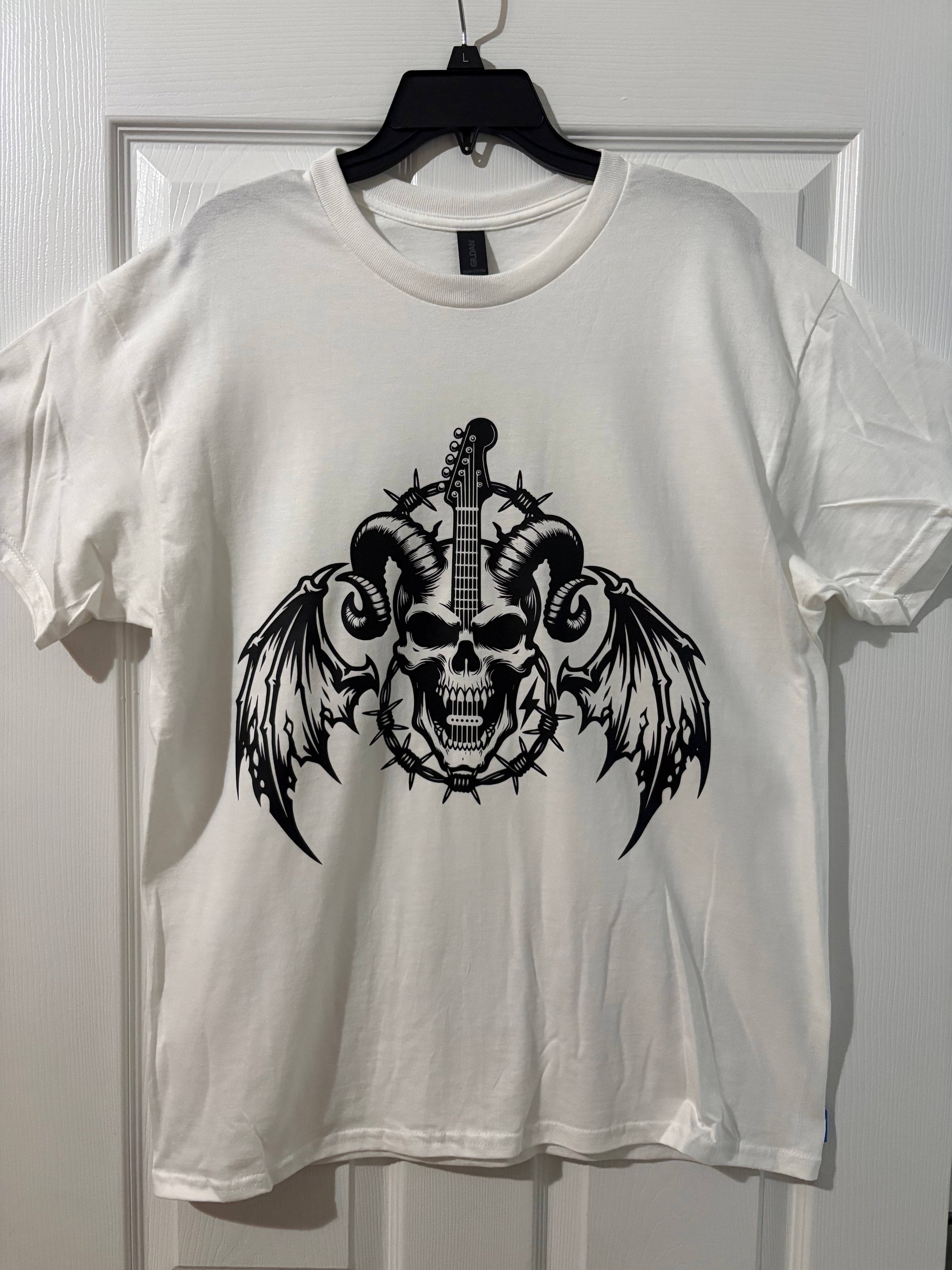 Skull guitar short sleeve tee
