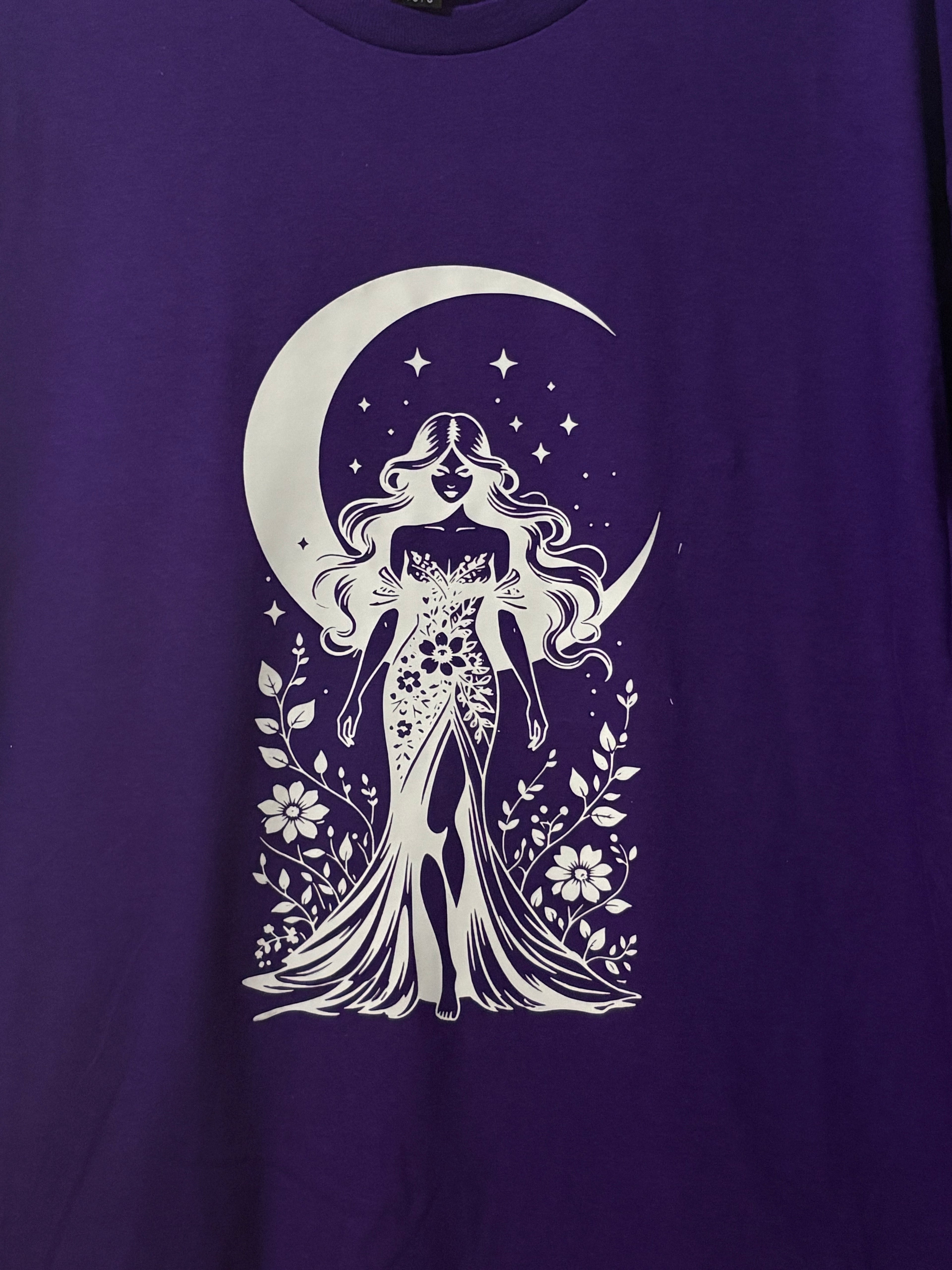Night flower short sleeve tee